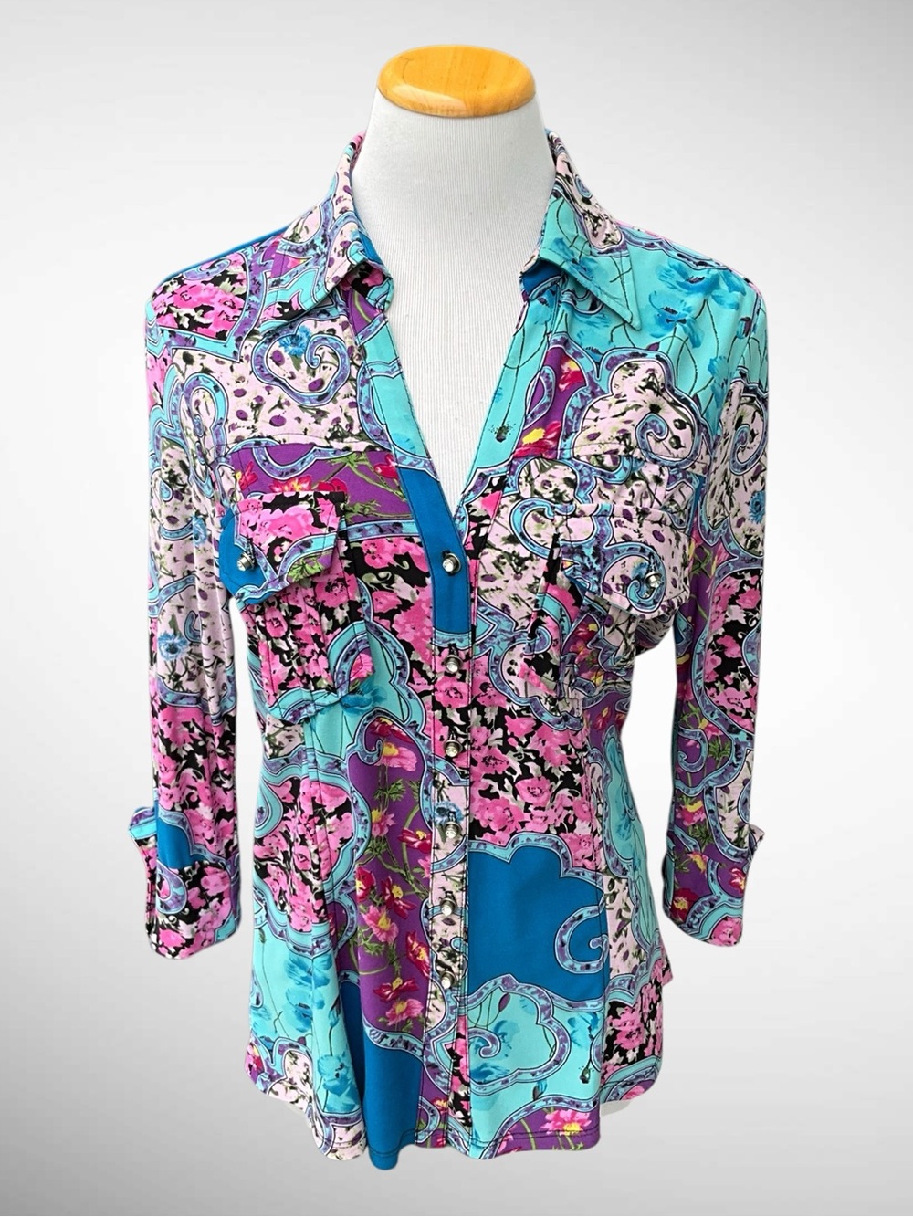 Laura Max Multicolor 3/4-Sleeve Collared V-Neck Blouse Button Front